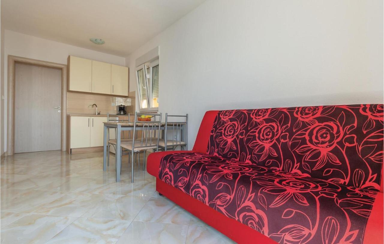 Amazing Apartment In Krvavica With Wifi Εξωτερικό φωτογραφία